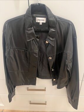 VIGOSS Black Faux Leather Button-Front Jacket